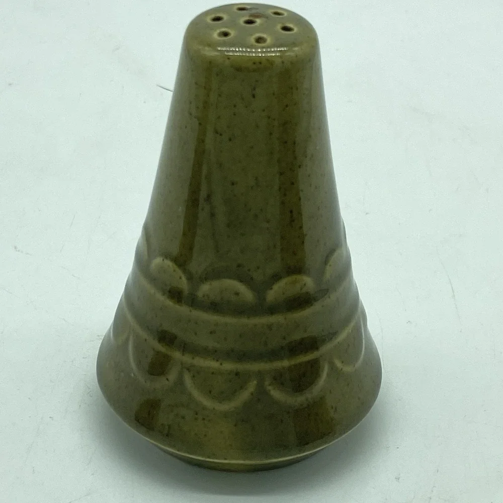 Homer Laughlin Salt Pepper Shakers Sugar Bowl Set Avocado Speckled Vintage‎ MCM